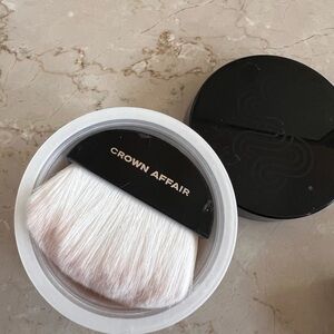 Crown Affair Dry Shampoo Powder